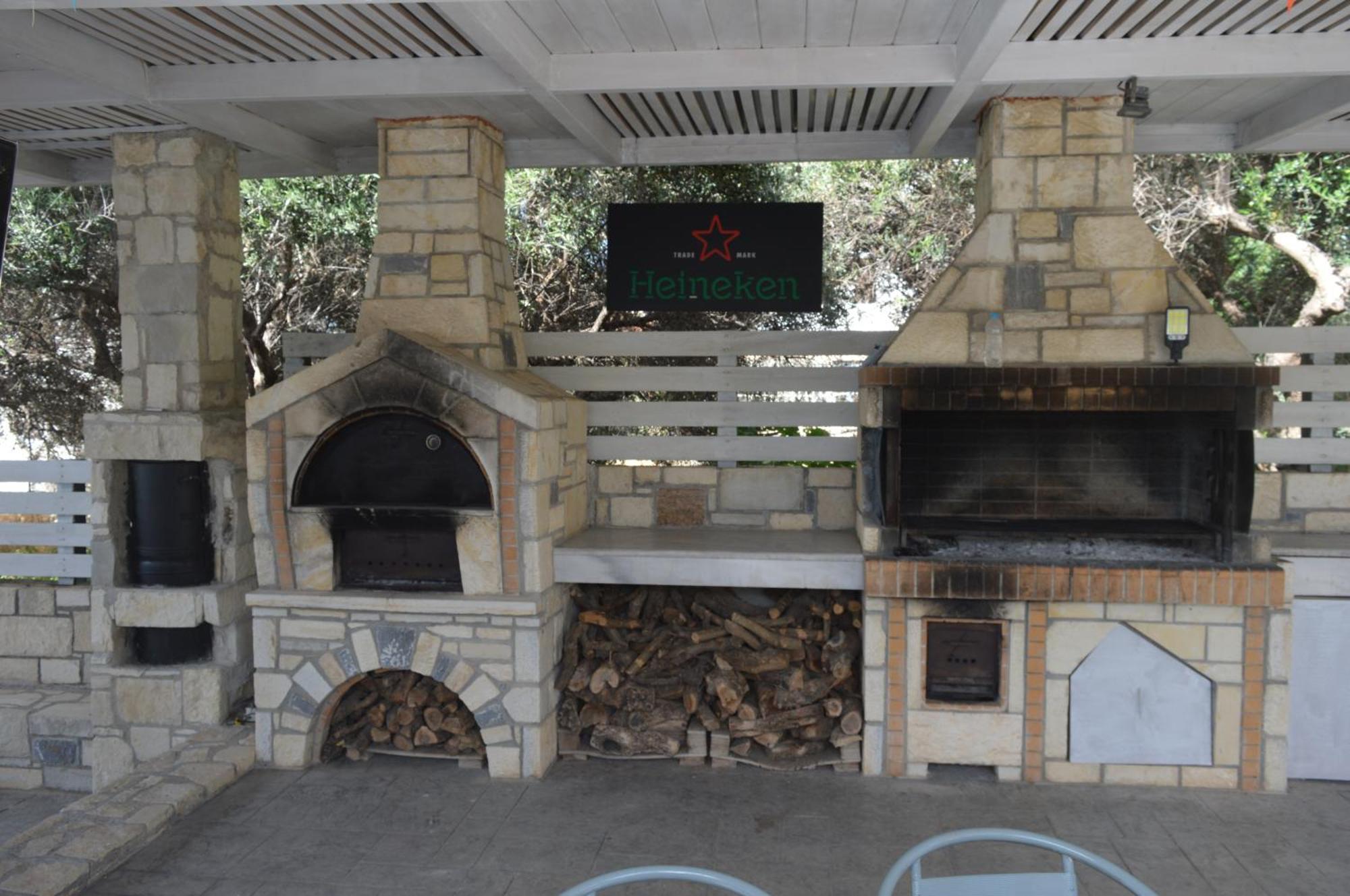 Aquarock Villa With Private Pool Prassás المظهر الخارجي الصورة